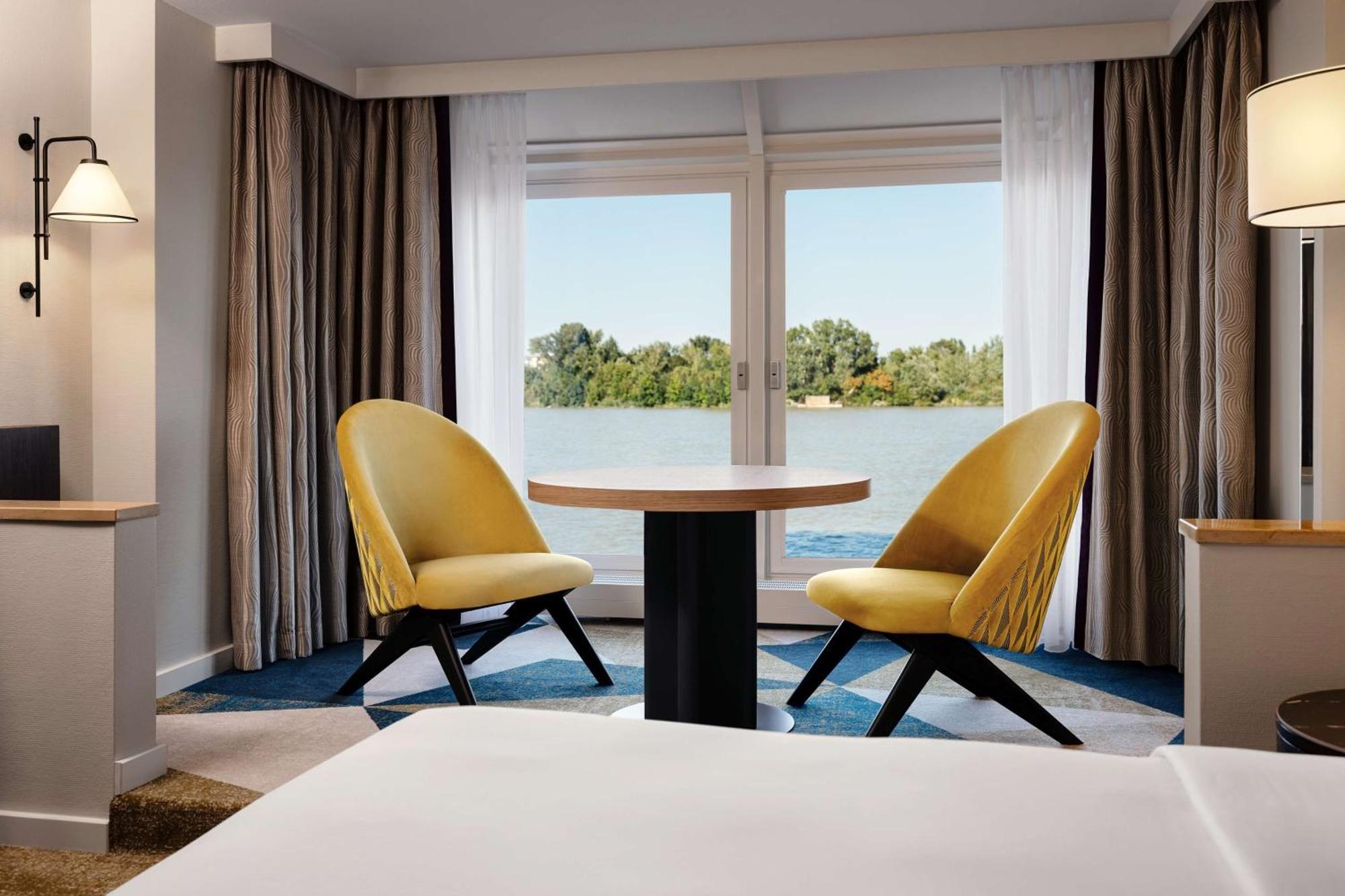 Hotel Hilton Vienna Waterfront Exterior foto