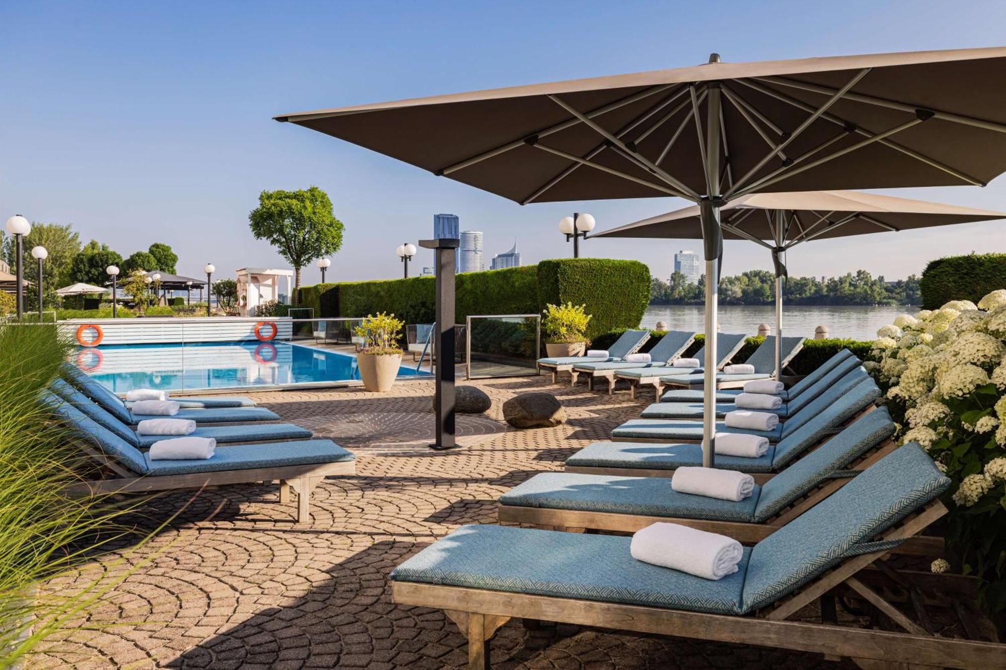 Hotel Hilton Vienna Waterfront Exterior foto